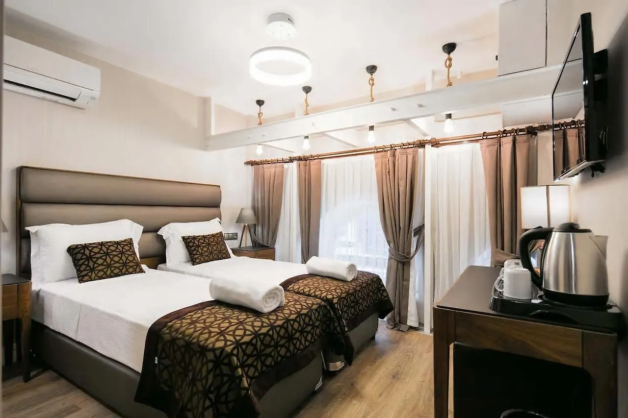 Allegra Suites Galata Istambul 2*,